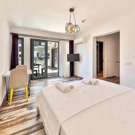 Sanisu Apartamento *